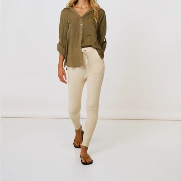 Spell Linda Blouse in Khaki - Picture 5 of 12